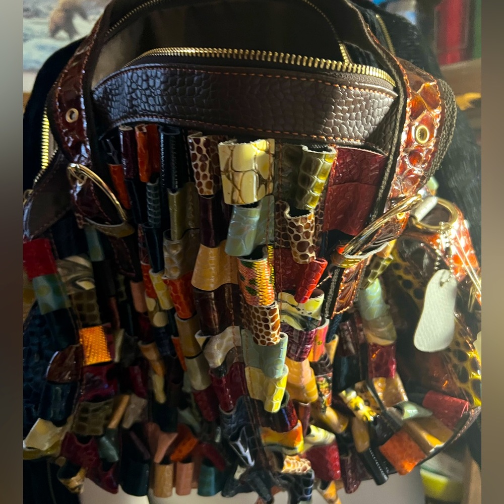 NWT Sibalasi Bag. Beautiful and in perfect condition. Great gift too!